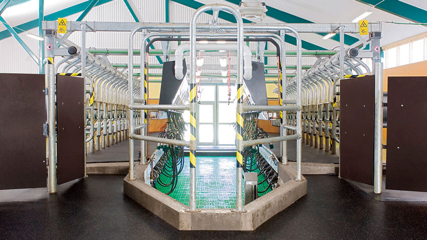 DairyFarming_Global90i_1_2_1200x675px_497608_tcm27-14176.jpg DairyFarming_Global90i_1_2_1200x675px_497608_tcm27-14176.jpg